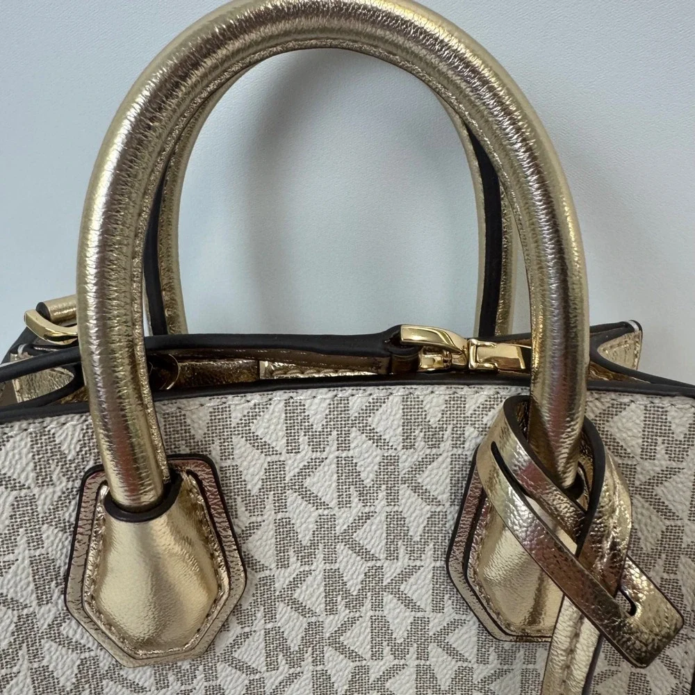 Michael Kors Mercer XS North South Shopper Crossbody Bag Vanilla Gold Logo